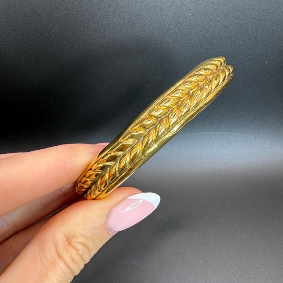 Fabulous 24K gold plated Chanel vintage bangles set - Picture 12 of 14